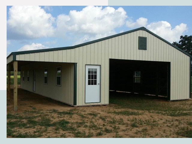 Строительство конюшен в Комсомольске-на-Амуре