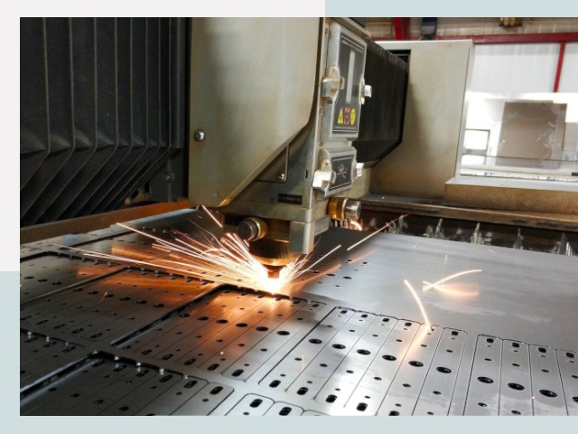 Лазерная резка металла в Комсомольске-на-Амуре от 612 руб.